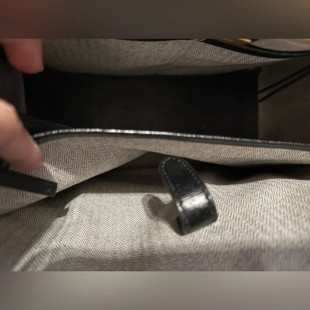 Tory Burch Robinson Small Leather Tote - Picture 7 of 11